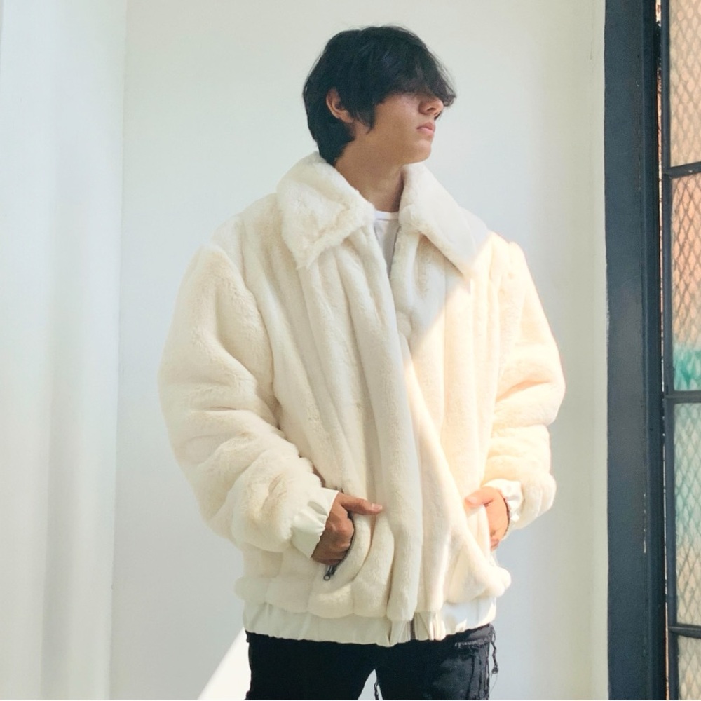 Men's Manzini Ivory Faux Fur Fuzzy Jacket NWT